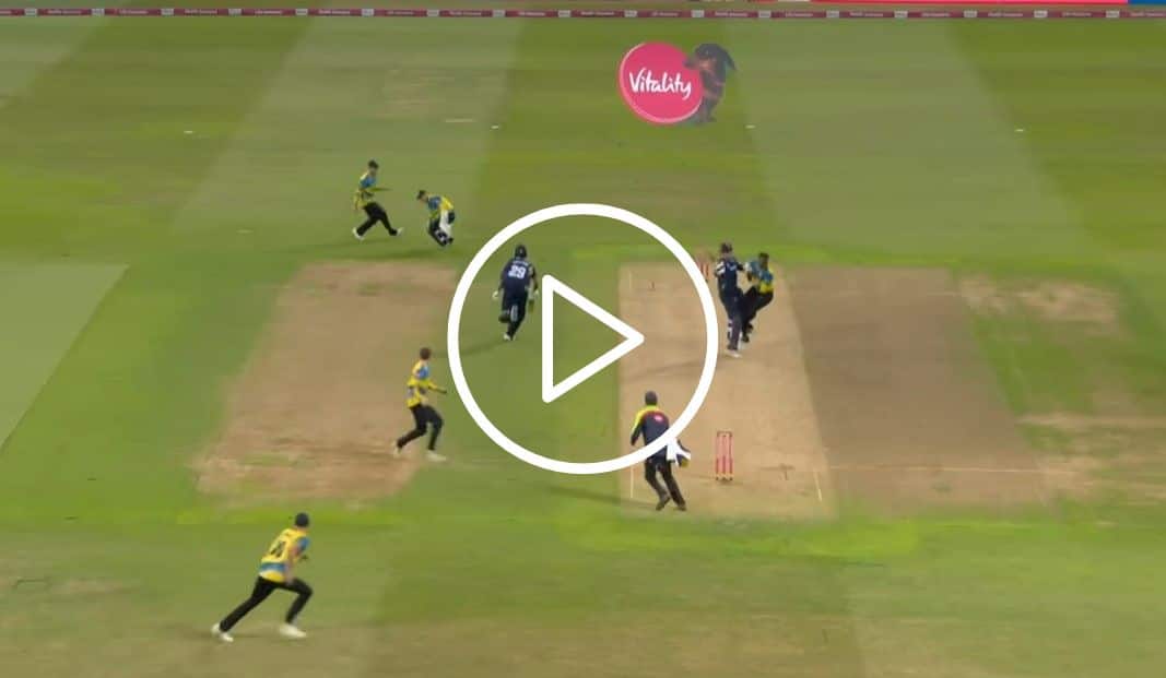 [Watch] Simon Harmer Gets Runout After  Shocking Collision With Bowler In T20 Blast Quarter-Final